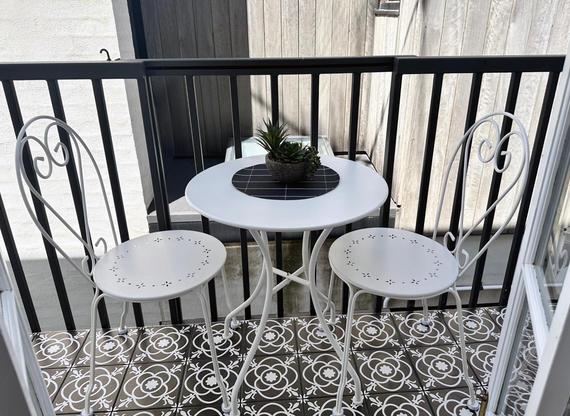Holiday home Walk To Adelaide Oval, 4-bedroom With Parking